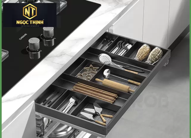 KHAY CHIA NHÔM TRÀN KHOANG ĐỘC LẬP TẠI Lộc An